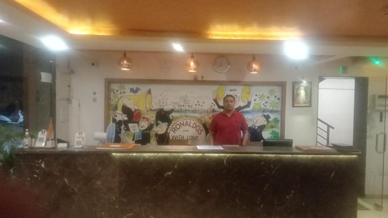 Ronaldos Old Goa Hotel Панаджи Екстериор снимка